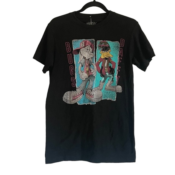 Warner Bros. Tops - Looney Tunes Bugs and Daffy Graphics Tee Size Small